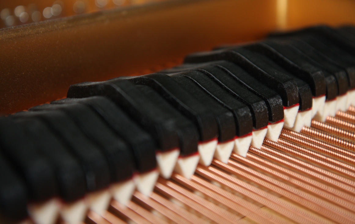 Buying and maintaining a piano