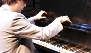 Jay_Alan_Zimmerman playing piano